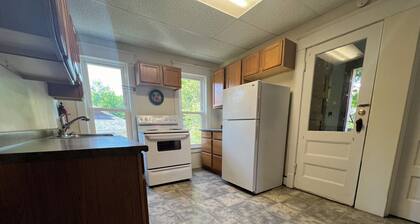 Fabulous 3-bedroom and 2 bathrooms house in charming Oneonta