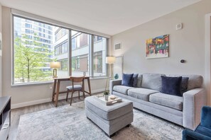 Télévision, espaces bureaux