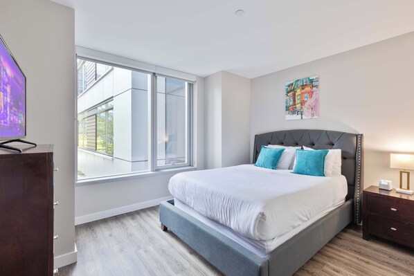 1 chambre, bureau, fer et planche à repasser, Wi-Fi