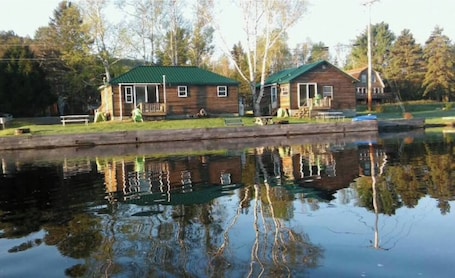 Exterior. Moose River Cabin 2 - Firefly