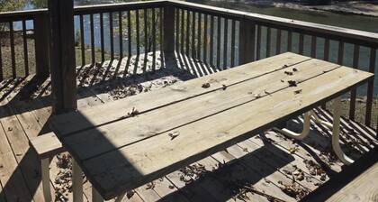 Cozy Riverfront Cabin on the Current River. Relax, Unwind & Explore the Ozarks