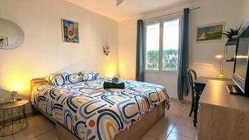 1 bedroom, iron/ironing board, WiFi, bed sheets