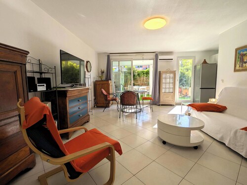 Appartement pour 4 avec beau jardin