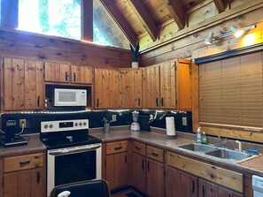 Microwave, dishwasher