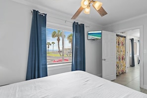 Townhouse, 1 Tempat Tidur Queen dengan tempat tidur Sofa (Capri by the Gulf 101)