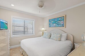 Townhouse, 1 kingsize-seng (Capri by the Gulf 102)