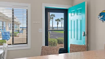 Casa de ciudad, 1 cama King size (Capri by the Gulf 102) | Interior