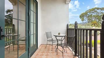 Superior appartement, 2 slaapkamers, keuken, uitzicht op bergen | Balkon