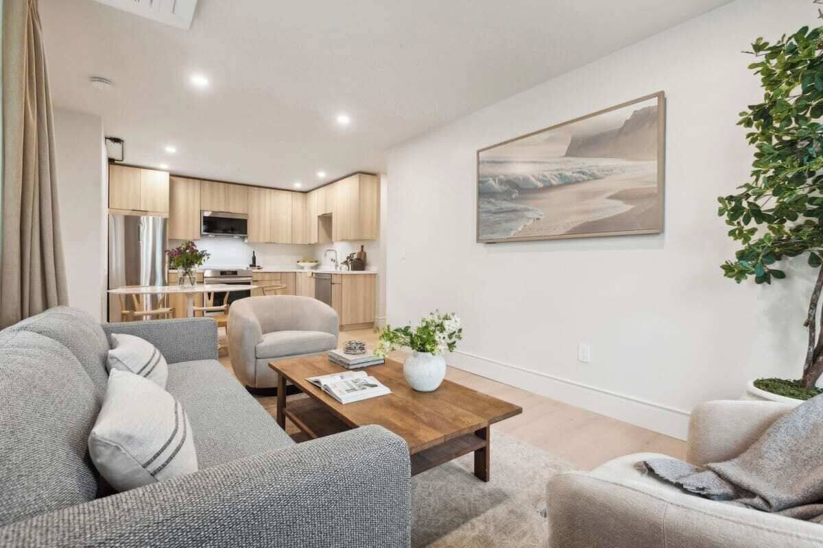 Executive Apartment, Balcony, Mountain View | Egyptian cotton sheets, premium bedding, memory foam beds, in-room safe