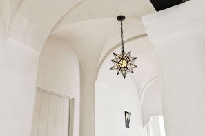 Hallway - Casa Riviera (Santa Barbara)