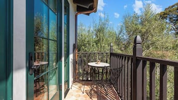 Appartement Exécutif, 1 trÚs grand lit et 1 canapé-lit, balcon, vue montagne | Terrasse/Patio