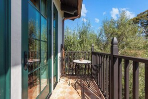 Appartement Exécutif, 1 très grand lit et 1 canapé-lit, balcon, vue montagne | Terrasse/Patio