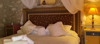 La Solana - romantic room