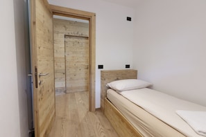 Three-room apartment ground floor | 1 slaapkamer, een strijkplank/strijkijzer, gratis wifi