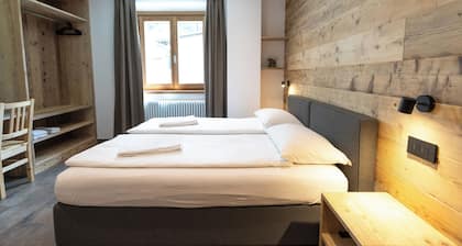 BAITA LARIX BORMIO