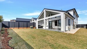 Exterior - 13B Alice Street, Jindabyne (Jindabyne)