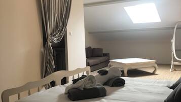 6 Schlafzimmer, BĂŒgeleisen/BĂŒgelbrett, Reisekinderbett, kostenloses WLAN