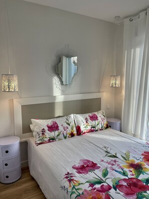 3 bedrooms, WiFi, bed sheets