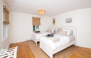3 bedrooms, free WiFi, bed sheets