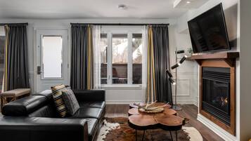 TV connectée, cheminée