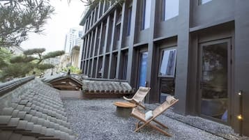 豪華客房, 露台, 城市景 | 書桌、手提電腦工作空間、免費 Wi-Fi