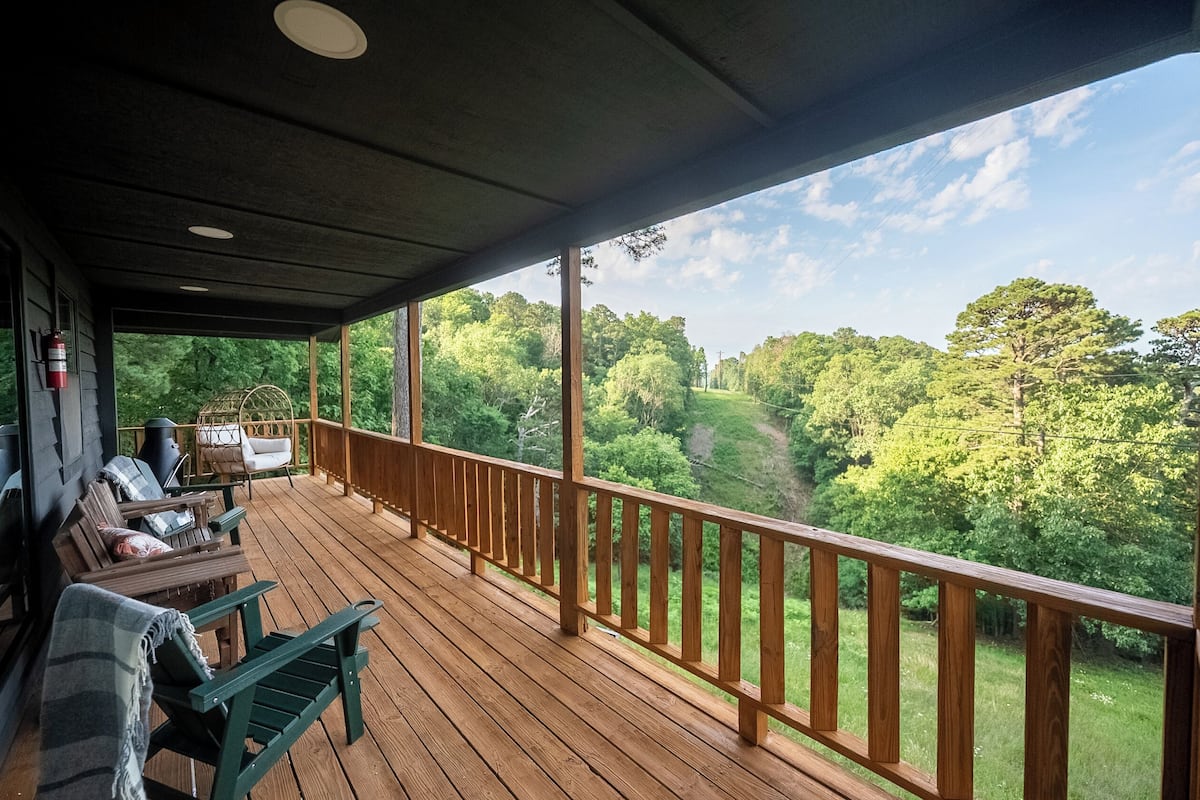 Superior studio suite, uitzicht op bergen | Terras