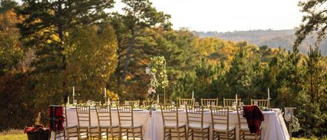 Exclusive Apartment | Individually decorated, individually furnished, free WiFi, bed sheets