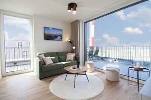 Fernseher, Stereoanlage