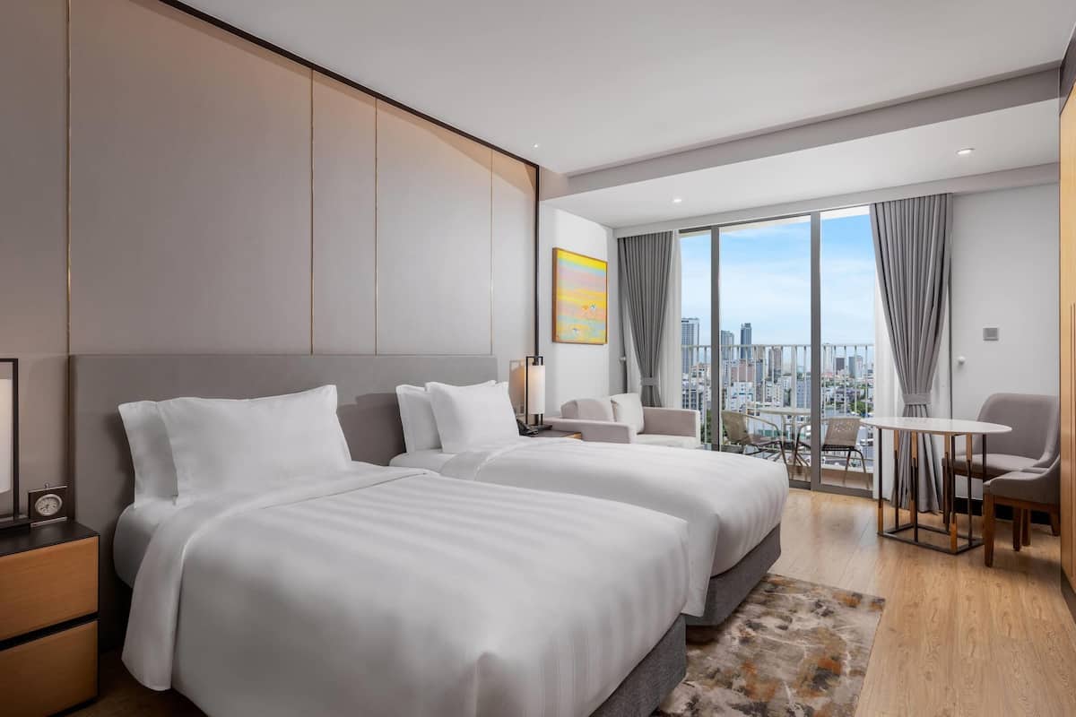 Deluxe Studio, 2 Single Beds, City View