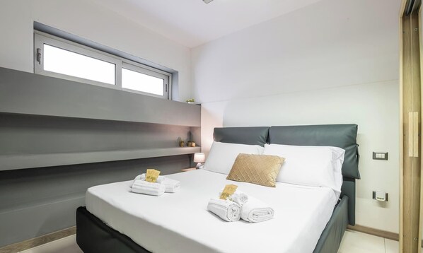 1 bedroom, iron/ironing board, free WiFi, bed sheets - Urban 7 by Propertize - Cagliari (Cagliari)