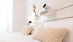 2 makuuhuonetta, silitysrauta/-lauta, ilmainen Wi-Fi, vuodevaatteet