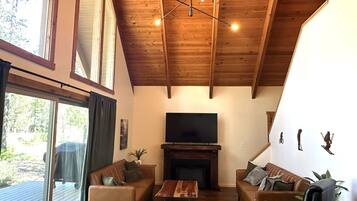 TV connectée, cheminée