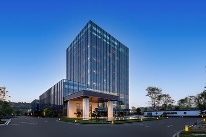 Howard Johnson By Wyndham Guotou Plaza Zigong