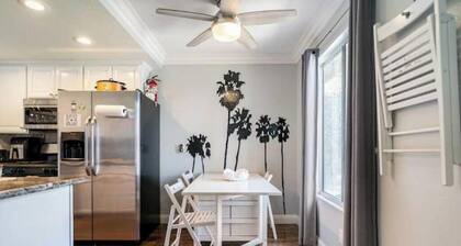 Charming & Cozy Condo • Pool-Spa & Pac-Man Arcade