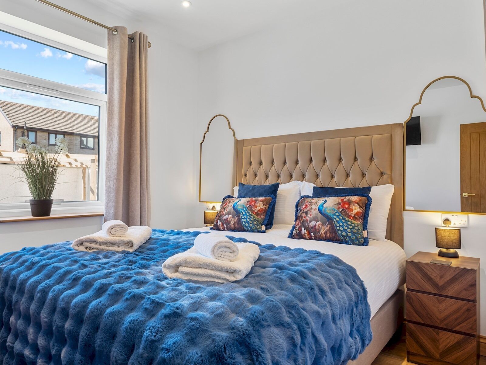 3 bedrooms, iron/ironing board, free WiFi, bed sheets