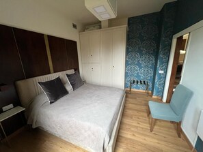 1 quarto, ferros/tábuas de passar roupa, Wi-Fi, roupa de cama