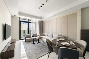 Apartment | Internet - Chic One-bedroom in new Residence in Business Bay (Dubai)