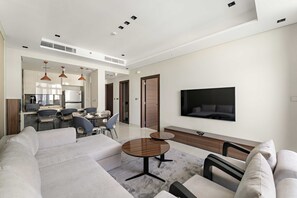 Apartment | Internet - Chic One-bedroom in new Residence in Business Bay (Dubai)