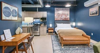Osprey Suite - 205 in Portland