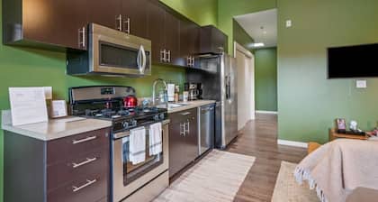 Hazelnut Suite - 204