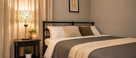 2 bedrooms, iron/ironing board, WiFi, bed sheets