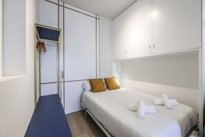 Schreibtisch, Bügeleisen/Bügelbrett, WLAN, Bettwäsche