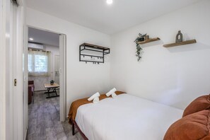 1 Schlafzimmer, Schreibtisch, WLAN