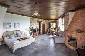 1 chambre, fer et planche à repasser, lit parapluie, Wi-Fi