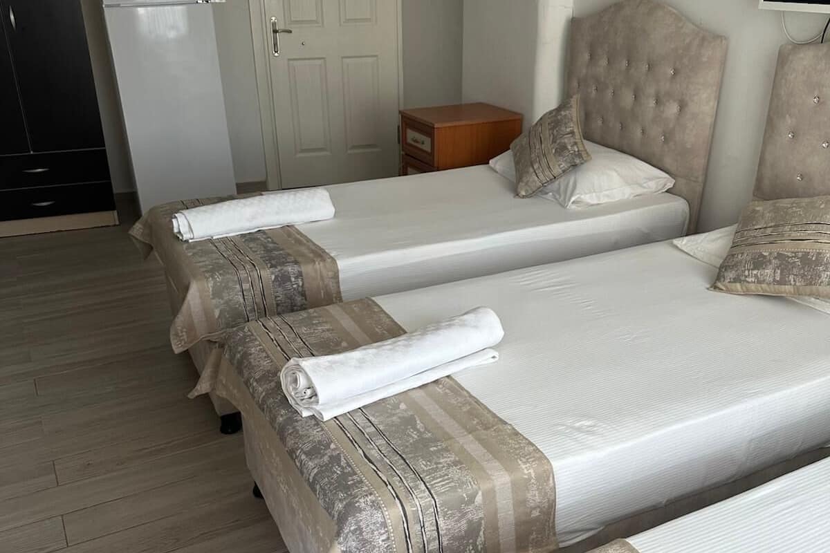 Room | 2 bedrooms, iron/ironing board, free WiFi