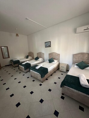 Economy Quadruple Room
