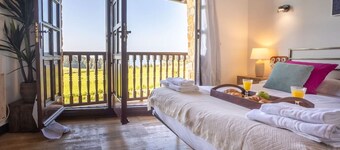 Enjoy a great time with family & friends at coast