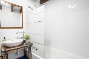 Hair dryer - Enjoy a great time with family & friends at coast (Marianes)