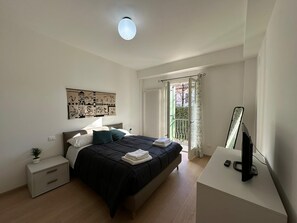 1 chambre, fer et planche à repasser, lit parapluie, Wi-Fi gratuit
