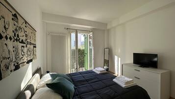 1 bedroom, iron/ironing board, travel crib, free WiFi